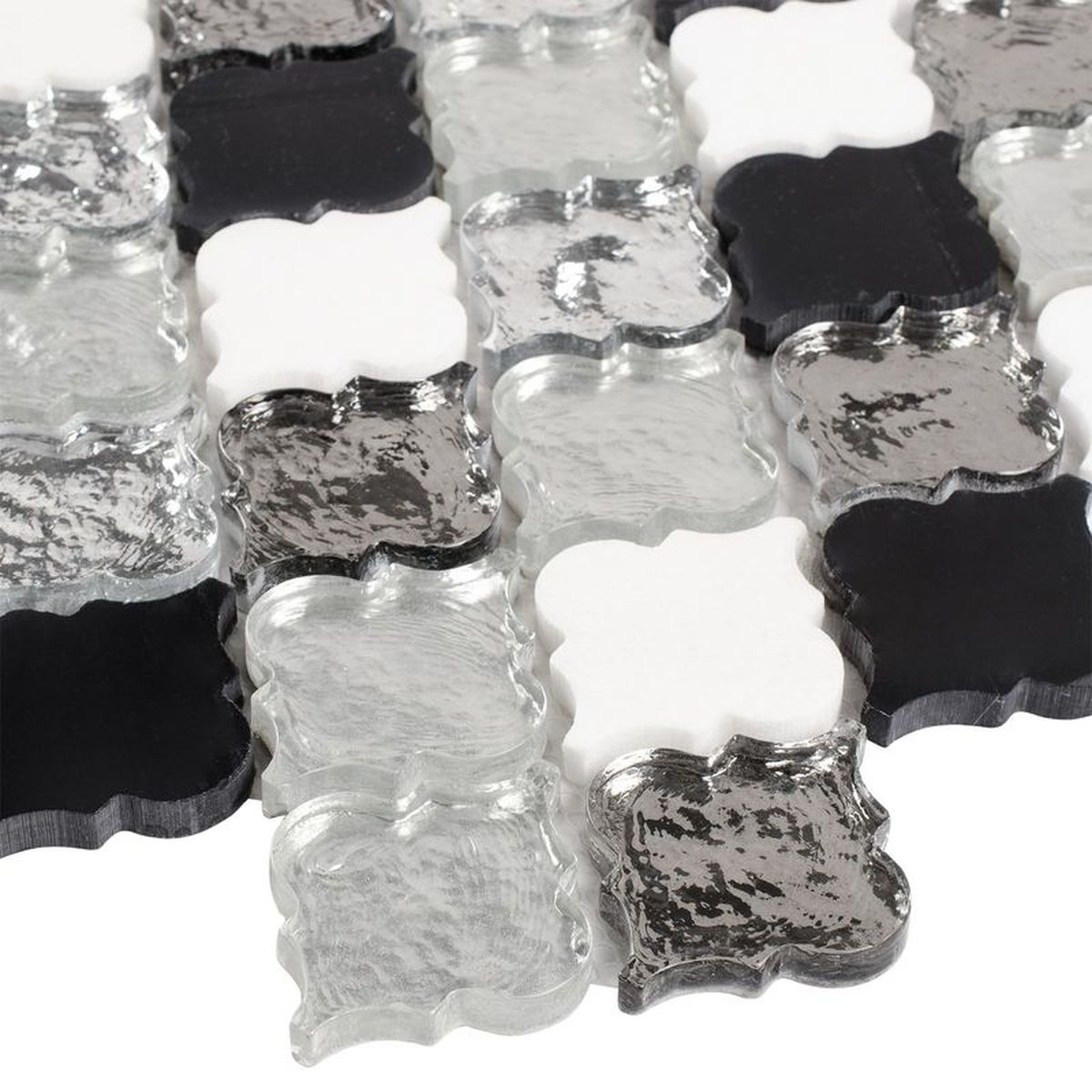 MIDNIGHT ARABESQUE - Image 3